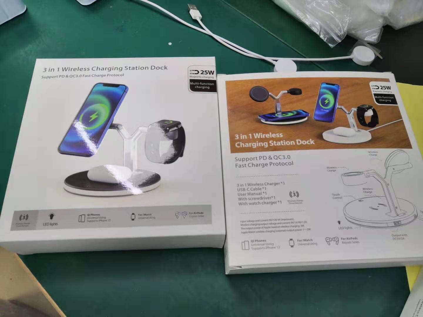 Future Tech 3 in 1 magnetic wireless charger for iPhone
